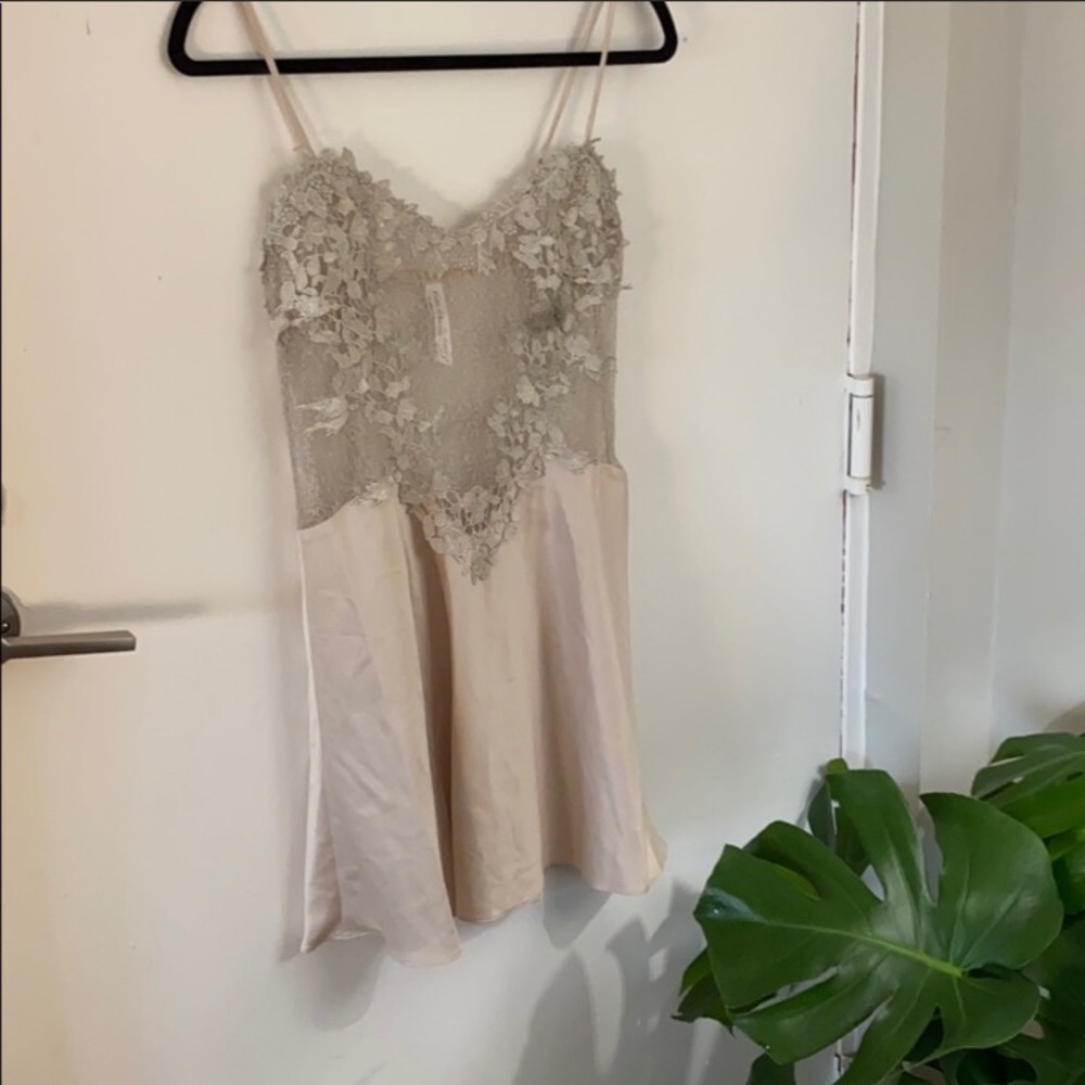 Flora Nikrooz Showstopper Chemise - M Medium
